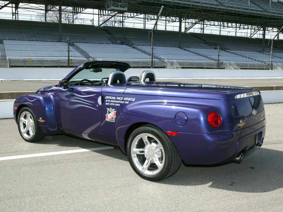  Chevrolet SS R Indianapolis Pace Car 2003 года  (фото 27 из 35)